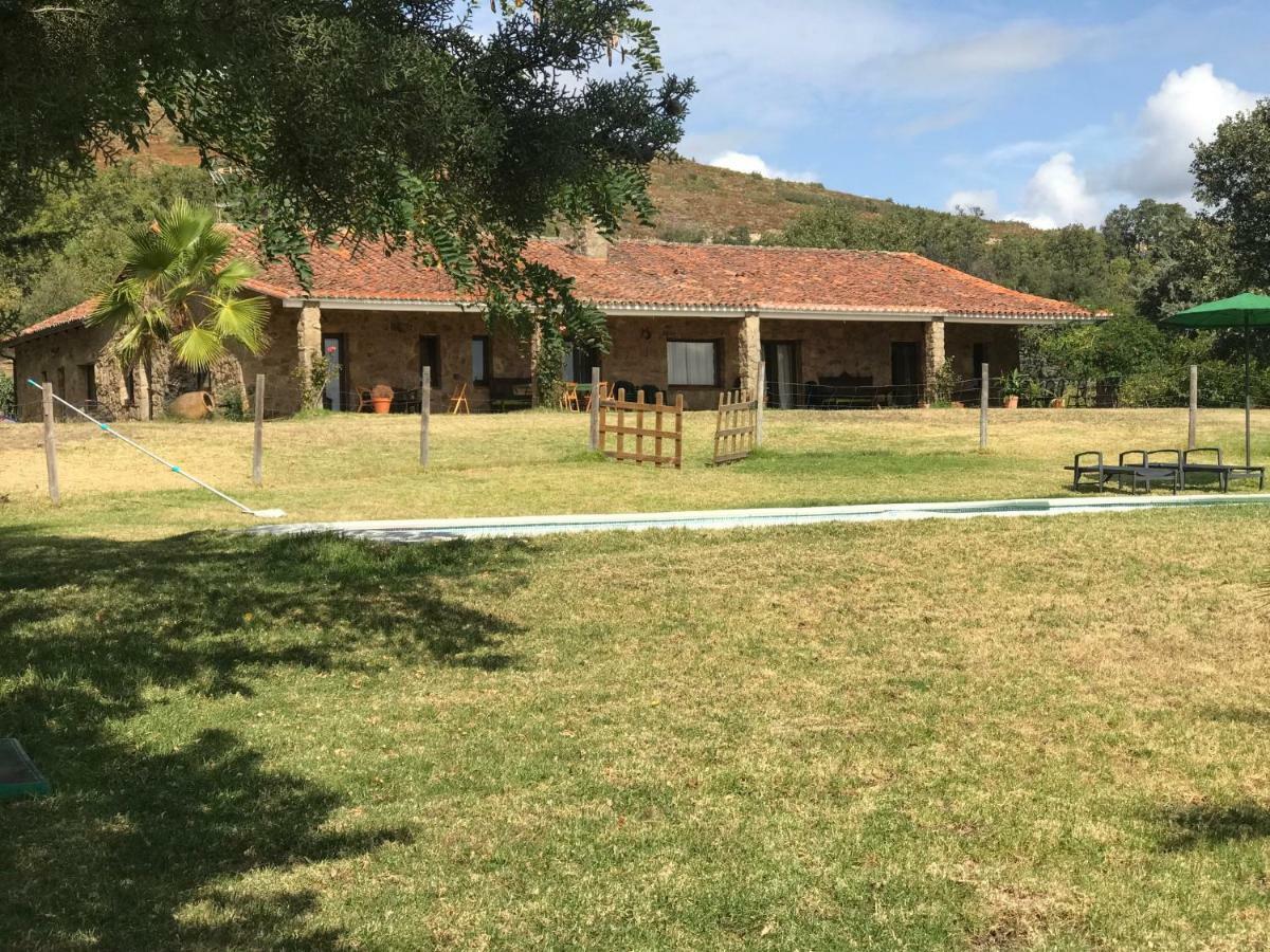 Casa Rural Los Robles Acebo Exterior photo